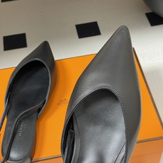 Hermes 爱马仕🐎 2026春夏新款 H家 Nicole露跟凉鞋系列尖头Kelly扣高跟凉鞋 小猫跟 Hermes 爱马仕🐎 2026春夏新款 H家 Nicole露跟凉鞋系列尖头Kelly扣高跟凉鞋 小猫跟