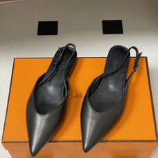 Hermes 爱马仕🐎 2026春夏新款 H家 Nicole露跟凉鞋系列尖头Kelly扣高跟凉鞋 小猫跟 Hermes 爱马仕🐎 2026春夏新款 H家 Nicole露跟凉鞋系列尖头Kelly扣高跟凉鞋 小猫跟