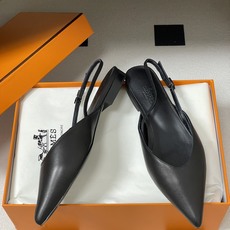 Hermes 爱马仕🐎 2026春夏新款 H家 Nicole露跟凉鞋系列尖头Kelly扣高跟凉鞋 小猫跟 Hermes 爱马仕🐎 2026春夏新款 H家 Nicole露跟凉鞋系列尖头Kelly扣高跟凉鞋 小猫跟