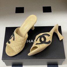 2026早春度假系列爆品🔥Chanel 小香26A 经典双C菱格鱼嘴蜜儿高跟拖鞋标志性双C扣凉拖鞋简约时 2026早春度假系列爆品🔥Chanel 小香26A 经典双C菱格鱼嘴蜜儿高跟拖鞋标志性双C扣凉拖鞋简约时