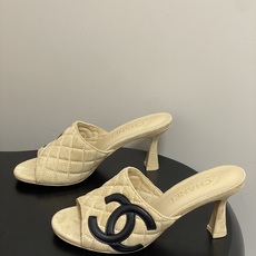 2026早春度假系列爆品🔥Chanel 小香26A 经典双C菱格鱼嘴蜜儿高跟拖鞋标志性双C扣凉拖鞋简约时 2026早春度假系列爆品🔥Chanel 小香26A 经典双C菱格鱼嘴蜜儿高跟拖鞋标志性双C扣凉拖鞋简约时