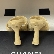 2026早春度假系列爆品🔥Chanel 小香26A 经典双C菱格鱼嘴蜜儿高跟拖鞋标志性双C扣凉拖鞋简约时 2026早春度假系列爆品🔥Chanel 小香26A 经典双C菱格鱼嘴蜜儿高跟拖鞋标志性双C扣凉拖鞋简约时