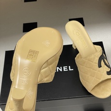 2026早春度假系列爆品🔥Chanel 小香26A 经典双C菱格鱼嘴蜜儿高跟拖鞋标志性双C扣凉拖鞋简约时 2026早春度假系列爆品🔥Chanel 小香26A 经典双C菱格鱼嘴蜜儿高跟拖鞋标志性双C扣凉拖鞋简约时