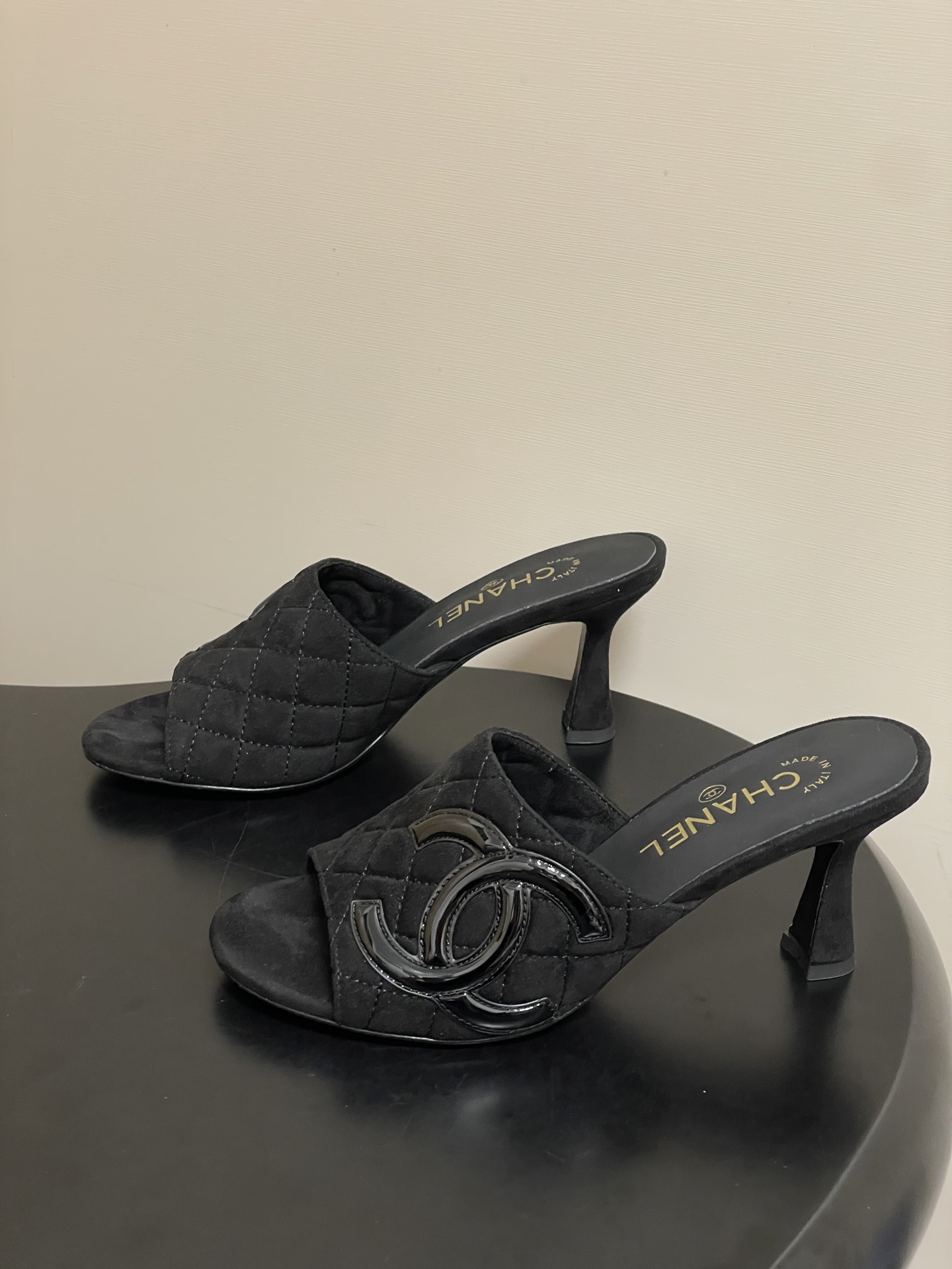 2026早春度假系列爆品🔥Chanel 小香26A 经典双C菱格鱼嘴蜜儿高跟拖鞋标志性双C扣凉拖鞋简约时