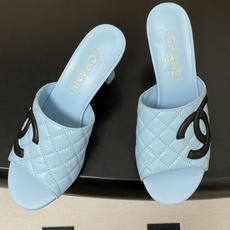 2026早春度假系列爆品🔥Chanel 小香26A 经典双C菱格鱼嘴蜜儿高跟拖鞋标志性双C扣凉拖鞋简约时 2026早春度假系列爆品🔥Chanel 小香26A 经典双C菱格鱼嘴蜜儿高跟拖鞋标志性双C扣凉拖鞋简约时