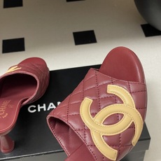 2026早春度假系列爆品🔥Chanel 小香26A 经典双C菱格鱼嘴蜜儿高跟拖鞋标志性双C扣凉拖鞋简约时 2026早春度假系列爆品🔥Chanel 小香26A 经典双C菱格鱼嘴蜜儿高跟拖鞋标志性双C扣凉拖鞋简约时