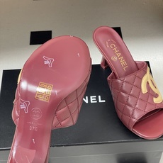2026早春度假系列爆品🔥Chanel 小香26A 经典双C菱格鱼嘴蜜儿高跟拖鞋标志性双C扣凉拖鞋简约时 2026早春度假系列爆品🔥Chanel 小香26A 经典双C菱格鱼嘴蜜儿高跟拖鞋标志性双C扣凉拖鞋简约时