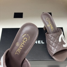 2026早春度假系列爆品🔥Chanel 小香26A 经典双C菱格鱼嘴蜜儿高跟拖鞋标志性双C扣凉拖鞋简约时 2026早春度假系列爆品🔥Chanel 小香26A 经典双C菱格鱼嘴蜜儿高跟拖鞋标志性双C扣凉拖鞋简约时