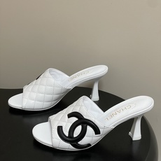 2026早春度假系列爆品🔥Chanel 小香26A 经典双C菱格鱼嘴蜜儿高跟拖鞋标志性双C扣凉拖鞋简约时 2026早春度假系列爆品🔥Chanel 小香26A 经典双C菱格鱼嘴蜜儿高跟拖鞋标志性双C扣凉拖鞋简约时