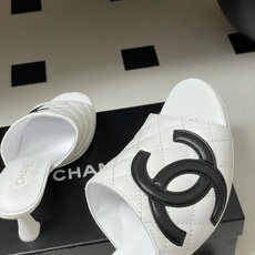 2026早春度假系列爆品🔥Chanel 小香26A 经典双C菱格鱼嘴蜜儿高跟拖鞋标志性双C扣凉拖鞋简约时 2026早春度假系列爆品🔥Chanel 小香26A 经典双C菱格鱼嘴蜜儿高跟拖鞋标志性双C扣凉拖鞋简约时