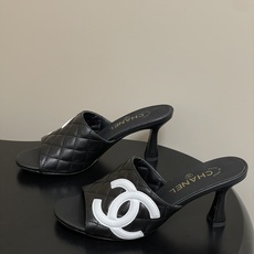 2026早春度假系列爆品🔥Chanel 小香26A 经典双C菱格鱼嘴蜜儿高跟拖鞋标志性双C扣凉拖鞋简约时 2026早春度假系列爆品🔥Chanel 小香26A 经典双C菱格鱼嘴蜜儿高跟拖鞋标志性双C扣凉拖鞋简约时