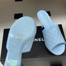 2026早春度假系列爆品🔥Chanel 小香26A 经典菱格鱼嘴蜜儿高跟拖鞋标志性双C扣凉拖鞋简约时尚, 2026早春度假系列爆品🔥Chanel 小香26A 经典菱格鱼嘴蜜儿高跟拖鞋标志性双C扣凉拖鞋简约时尚,