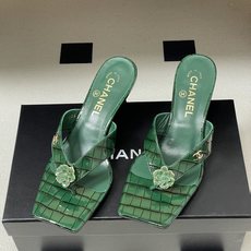 26Ss春夏新款Chanel 小香26最新走秀款 经典双C扣/山茶花人字拖鞋高跟凉拖鞋方头夹脚人字拖鞋细 26Ss春夏新款Chanel 小香26最新走秀款 经典双C扣/山茶花人字拖鞋高跟凉拖鞋方头夹脚人字拖鞋细