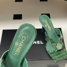 26Ss春夏新款Chanel 小香26最新走秀款 经典双C扣/山茶花人字拖鞋高跟凉拖鞋方头夹脚人字拖鞋细 26Ss春夏新款Chanel 小香26最新走秀款 经典双C扣/山茶花人字拖鞋高跟凉拖鞋方头夹脚人字拖鞋细