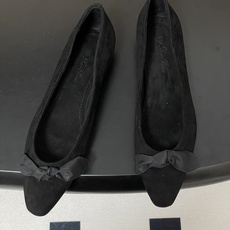 Loro Piana 诺悠翩雅 LP 春夏新款 Primula蝴蝶结平底芭蕾舞鞋麂皮老钱风复古浅口单鞋这 Loro Piana 诺悠翩雅 LP 春夏新款 Primula蝴蝶结平底芭蕾舞鞋麂皮老钱风复古浅口单鞋这