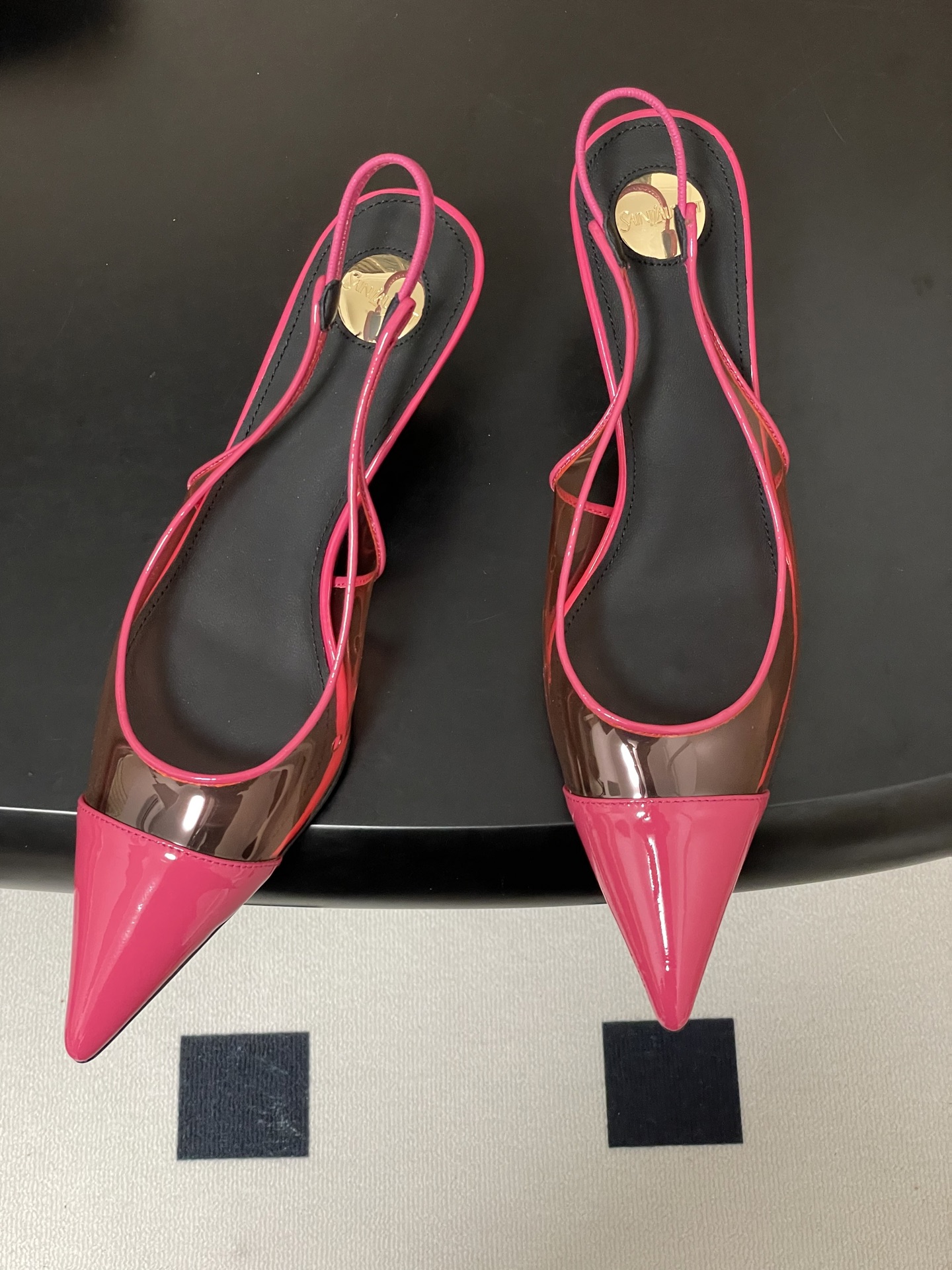 (配高档飞机盒✈️)Saint Laurent 26SS春夏新款 YSL 尖头PVC胶片后空凉鞋🆕透明小 (配高档飞机盒✈️)Saint Laurent 26SS春夏新款 YSL 尖头PVC胶片后空凉鞋🆕透明小