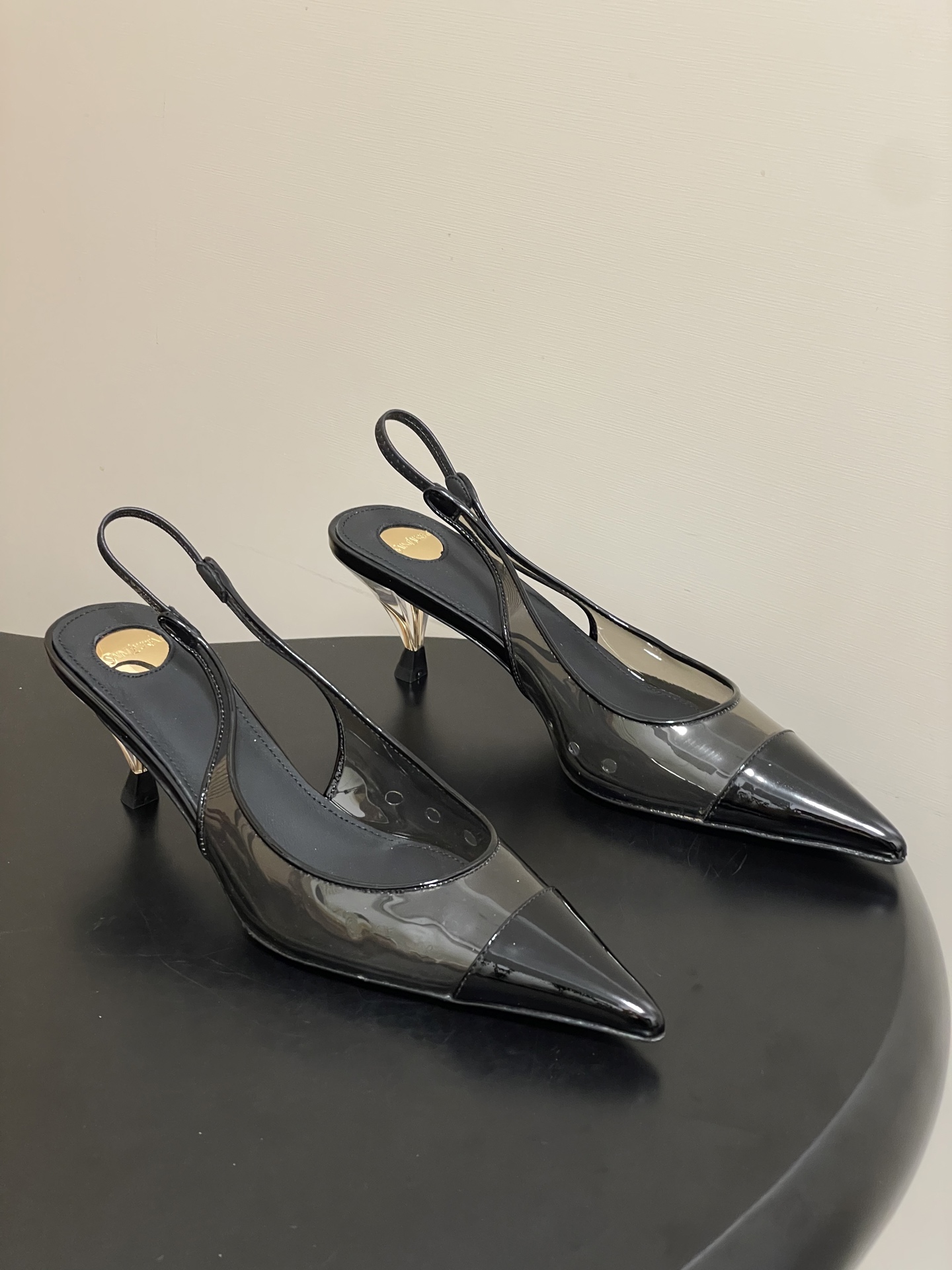 （配高档飞机盒✈️）Saint Laurent 26SS春夏新款 YSL 尖头PVC胶片后空凉鞋🆕透明小