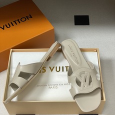 经典款Louis vuitteon路易威登 Lv Isola凉拖鞋系列经典字母logo大扣一字带粗跟拖鞋 经典款Louis vuitteon路易威登 Lv Isola凉拖鞋系列经典字母logo大扣一字带粗跟拖鞋