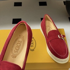 26Ss早春新款 TOD'S托德斯 磨砂皮面草编麻绳底乐福鞋经典蝴蝶结厚底休闲单鞋本款乐福鞋以绒面皮革制 26Ss早春新款 TOD'S托德斯 磨砂皮面草编麻绳底乐福鞋经典蝴蝶结厚底休闲单鞋本款乐福鞋以绒面皮革制