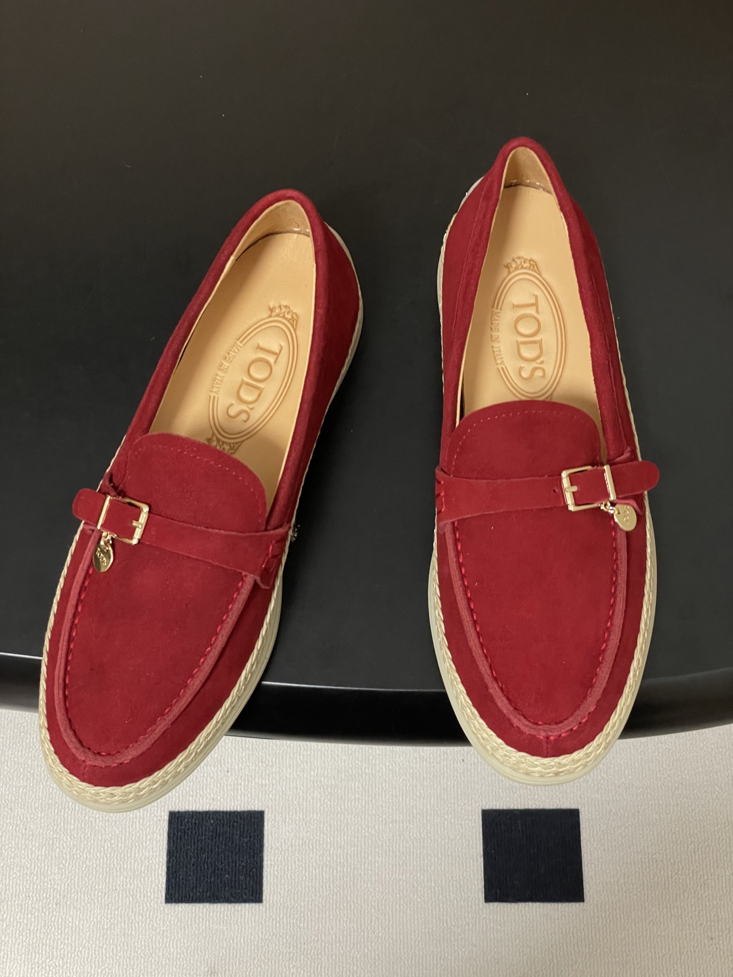 26Ss早春新款 TOD'S托德斯 磨砂皮面草编麻绳底乐福鞋经典蝴蝶结厚底休闲单鞋本款乐福鞋以绒面皮革制 26Ss早春新款 TOD'S托德斯 磨砂皮面草编麻绳底乐福鞋经典蝴蝶结厚底休闲单鞋本款乐福鞋以绒面皮革制