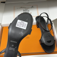 顶级品质(配高档飞机盒✈️)Hermes 爱马仕🐎 2026春夏新款 H家Juliette45凉鞋系列经 顶级品质(配高档飞机盒✈️)Hermes 爱马仕🐎 2026春夏新款 H家Juliette45凉鞋系列经