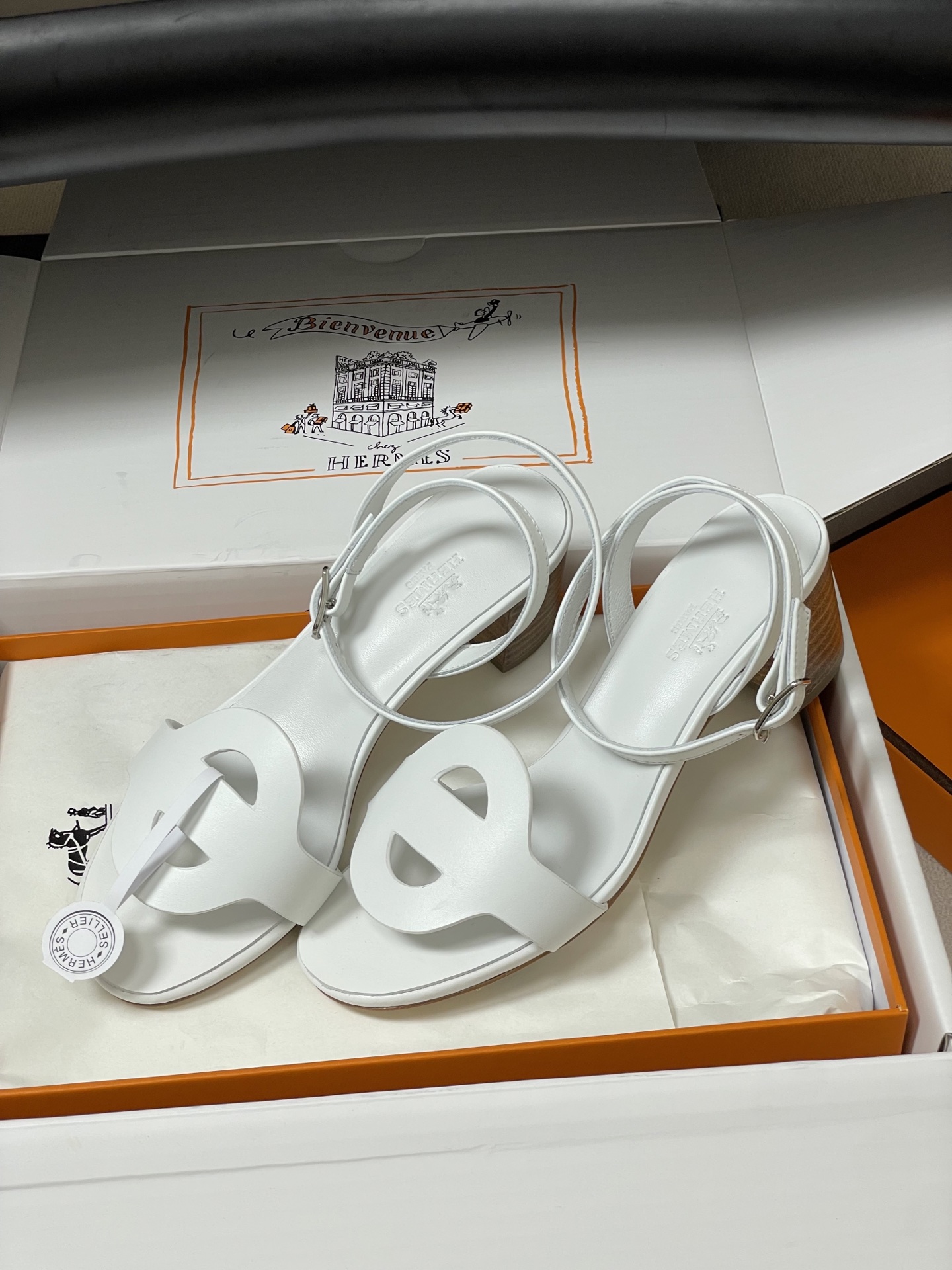 顶级品质（配高档飞机盒✈️）Hermes 爱马仕🐎 2026春夏新款 H家Juliette45凉鞋系列经