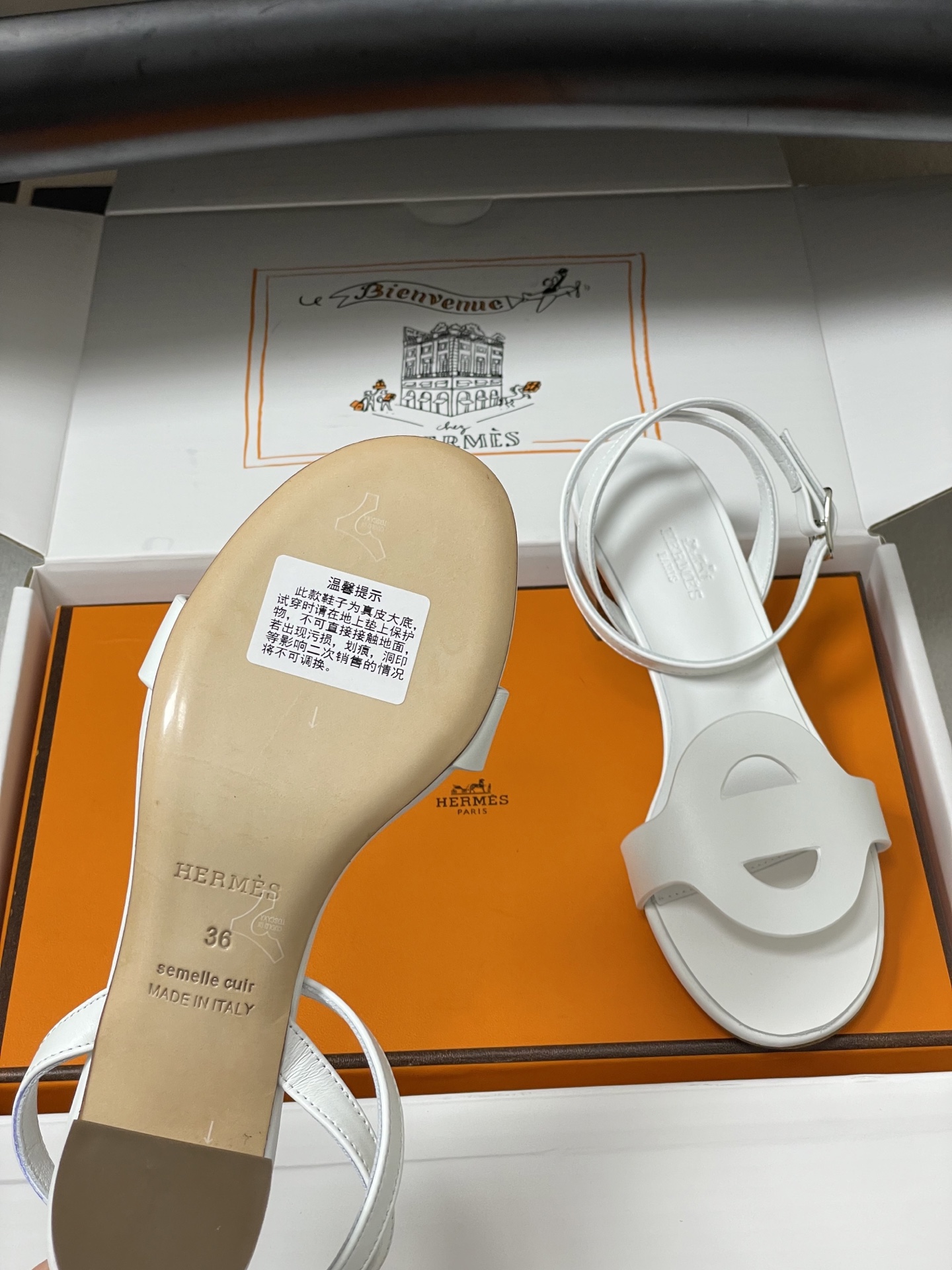 顶级品质（配高档飞机盒✈️）Hermes 爱马仕🐎 2026春夏新款 H家Juliette45凉鞋系列经
