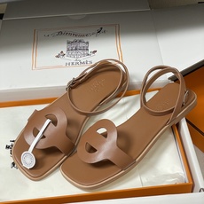 顶级品质(配高档飞机盒✈️)Hermes 爱马仕🐎 2026春夏新款 H家Juliette凉鞋系列经典猪 顶级品质(配高档飞机盒✈️)Hermes 爱马仕🐎 2026春夏新款 H家Juliette凉鞋系列经典猪