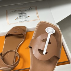顶级品质(配高档飞机盒✈️)Hermes 爱马仕🐎 2026春夏新款 H家Juliette凉鞋系列经典猪 顶级品质(配高档飞机盒✈️)Hermes 爱马仕🐎 2026春夏新款 H家Juliette凉鞋系列经典猪