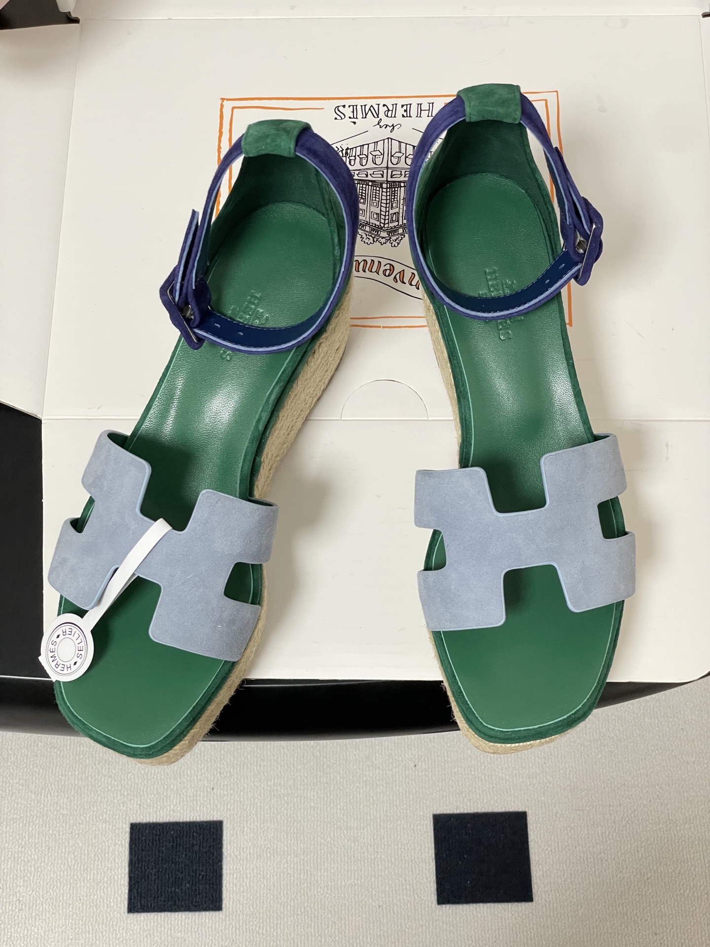顶级品质（配高档飞机盒✈️）Hermes 爱马仕🐎 H家 Elda草编鞋系列经典H型鞋面坡跟凉鞋露趾后绑