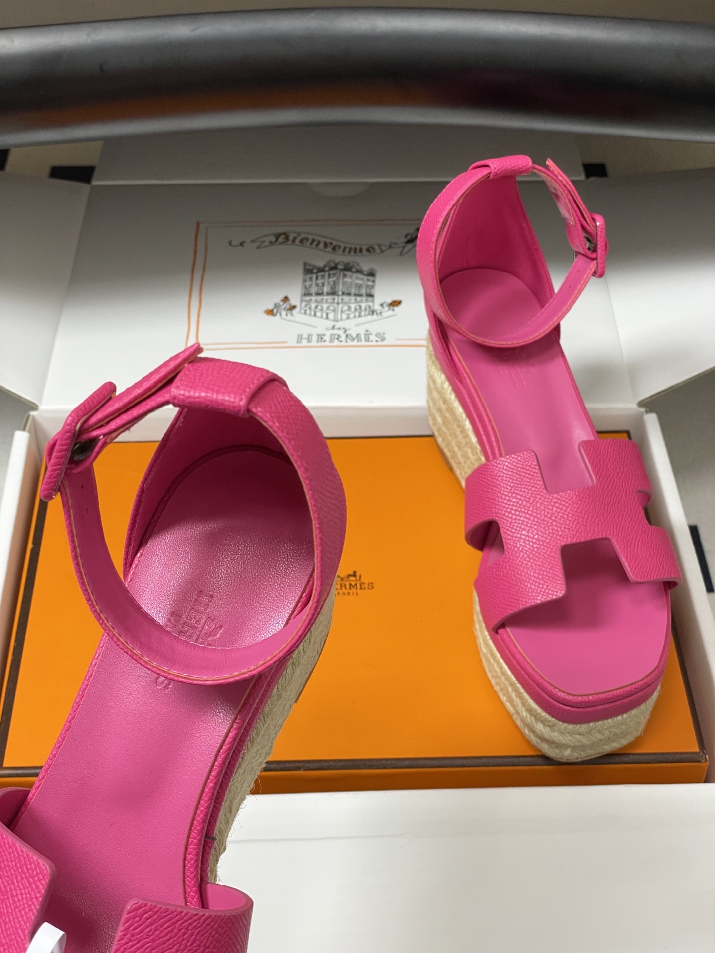 顶级品质（配高档飞机盒✈️）Hermes 爱马仕🐎 H家 Elda草编鞋系列经典H型鞋面坡跟凉鞋露趾后绑