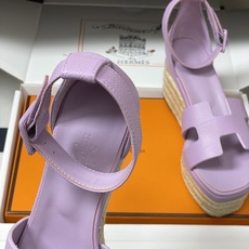 顶级品质(配高档飞机盒✈️)Hermes 爱马仕🐎 H家 Elda草编鞋系列经典H型鞋面坡跟凉鞋露趾后绑 顶级品质(配高档飞机盒✈️)Hermes 爱马仕🐎 H家 Elda草编鞋系列经典H型鞋面坡跟凉鞋露趾后绑