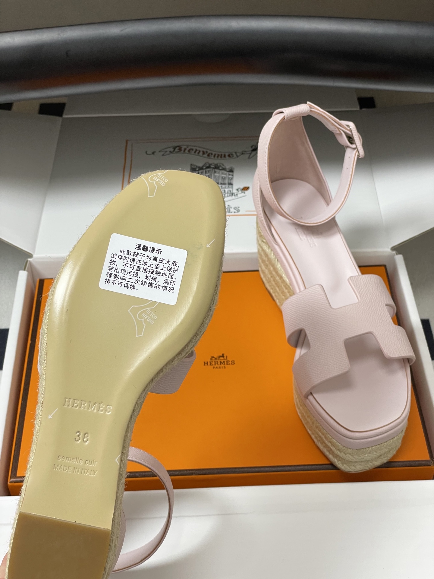 顶级品质（配高档飞机盒✈️）Hermes 爱马仕🐎 H家 Elda草编鞋系列经典H型鞋面坡跟凉鞋露趾后绑