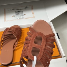 顶级品质(配高档飞机盒✈️)Hermes 爱马仕🐎 2026春夏新款 H家Noria凉拖鞋系列经典猪鼻子 顶级品质(配高档飞机盒✈️)Hermes 爱马仕🐎 2026春夏新款 H家Noria凉拖鞋系列经典猪鼻子