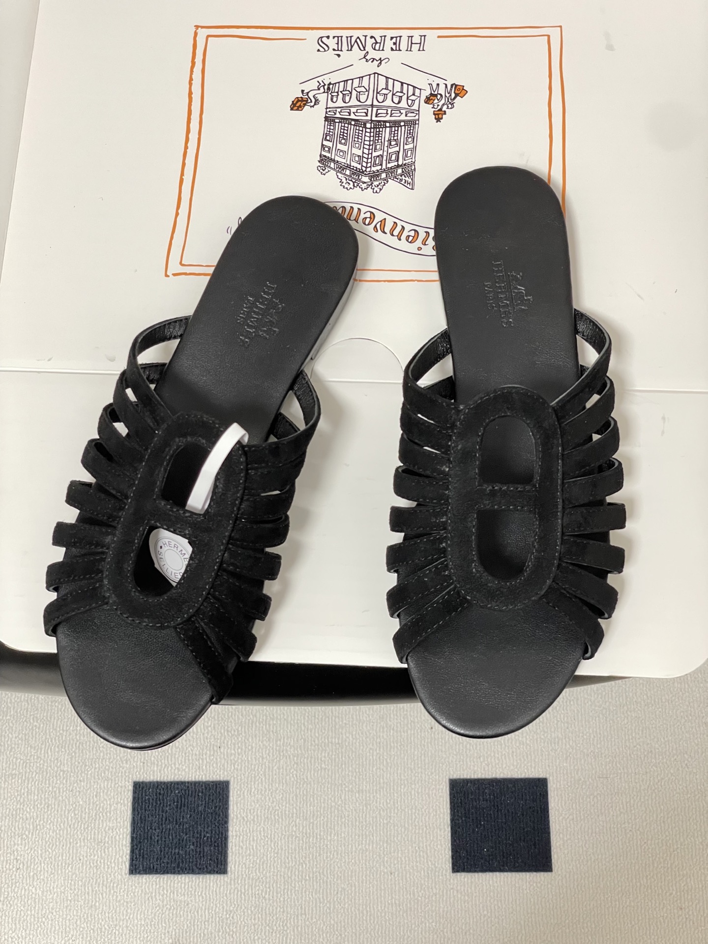 顶级品质(配高档飞机盒✈️)Hermes 爱马仕🐎 2026春夏新款 H家Noria凉拖鞋系列经典猪鼻子 顶级品质(配高档飞机盒✈️)Hermes 爱马仕🐎 2026春夏新款 H家Noria凉拖鞋系列经典猪鼻子