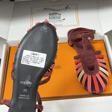 顶级品质(配高档飞机盒✈️)Hermes 爱马仕🐎 2026春夏新款 H家Nour凉鞋系列经典猪鼻子罗马 顶级品质(配高档飞机盒✈️)Hermes 爱马仕🐎 2026春夏新款 H家Nour凉鞋系列经典猪鼻子罗马