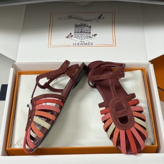 顶级品质(配高档飞机盒✈️)Hermes 爱马仕🐎 2026春夏新款 H家Nour凉鞋系列经典猪鼻子罗马 顶级品质(配高档飞机盒✈️)Hermes 爱马仕🐎 2026春夏新款 H家Nour凉鞋系列经典猪鼻子罗马