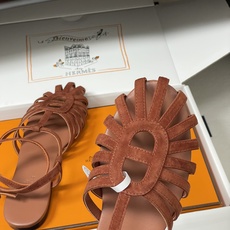 顶级品质(配高档飞机盒✈️)Hermes 爱马仕🐎 2026春夏新款 H家Nour凉鞋系列经典猪鼻子罗马 顶级品质(配高档飞机盒✈️)Hermes 爱马仕🐎 2026春夏新款 H家Nour凉鞋系列经典猪鼻子罗马