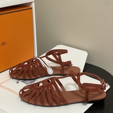 顶级品质(配高档飞机盒✈️)Hermes 爱马仕🐎 2026春夏新款 H家Nour凉鞋系列经典猪鼻子罗马 顶级品质(配高档飞机盒✈️)Hermes 爱马仕🐎 2026春夏新款 H家Nour凉鞋系列经典猪鼻子罗马