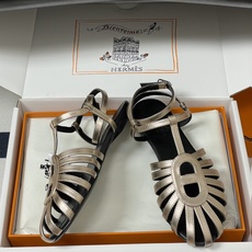 顶级品质(配高档飞机盒✈️)Hermes 爱马仕🐎 2026春夏新款 H家Nour凉鞋系列经典猪鼻子罗马 顶级品质(配高档飞机盒✈️)Hermes 爱马仕🐎 2026春夏新款 H家Nour凉鞋系列经典猪鼻子罗马