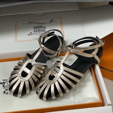 顶级品质(配高档飞机盒✈️)Hermes 爱马仕🐎 2026春夏新款 H家Nour凉鞋系列经典猪鼻子罗马 顶级品质(配高档飞机盒✈️)Hermes 爱马仕🐎 2026春夏新款 H家Nour凉鞋系列经典猪鼻子罗马