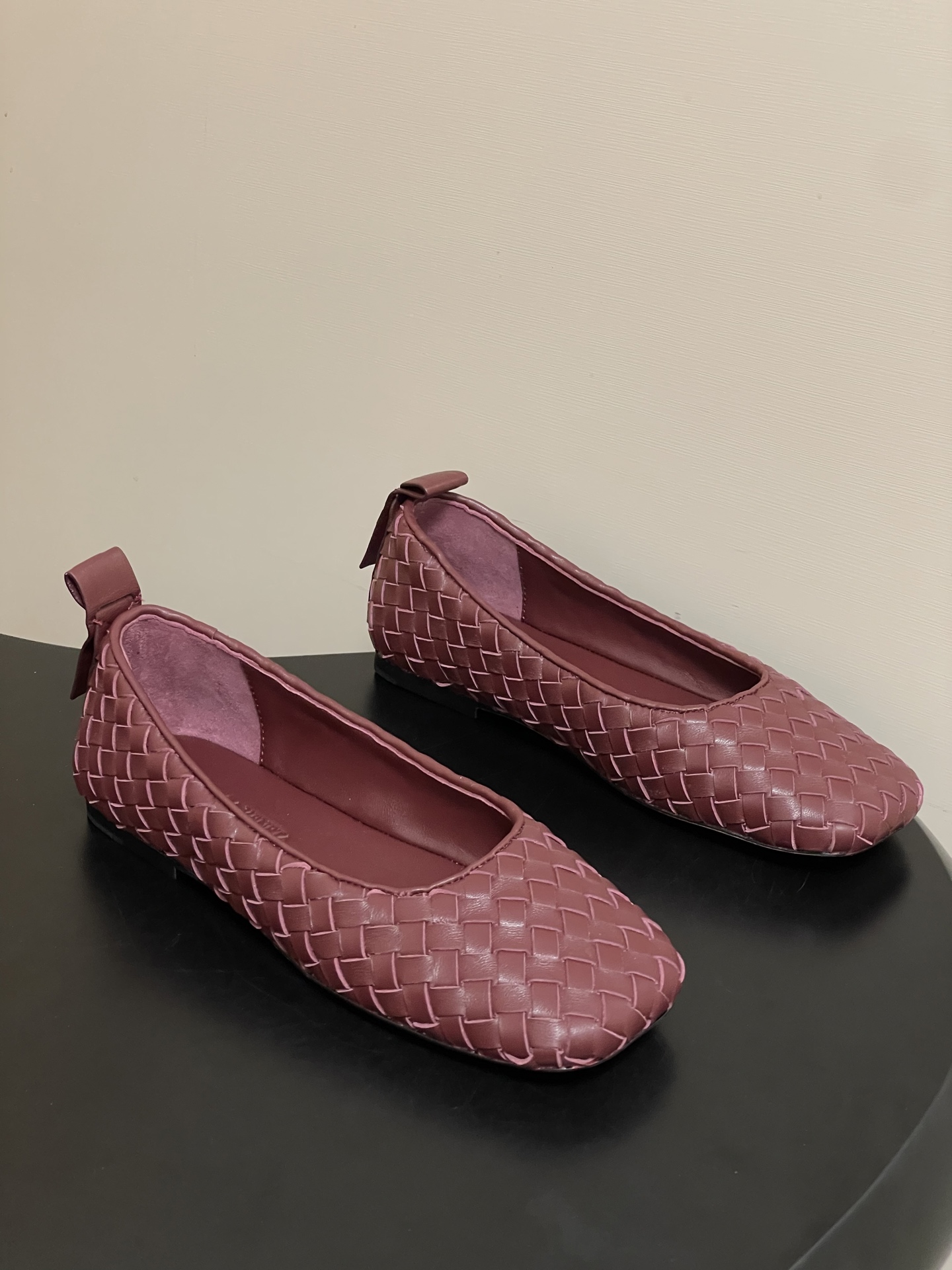 顶级品质BOTTEGA VENETA 葆蝶家 2026夏季新款 BV Charlotte 编织芭蕾舞鞋复