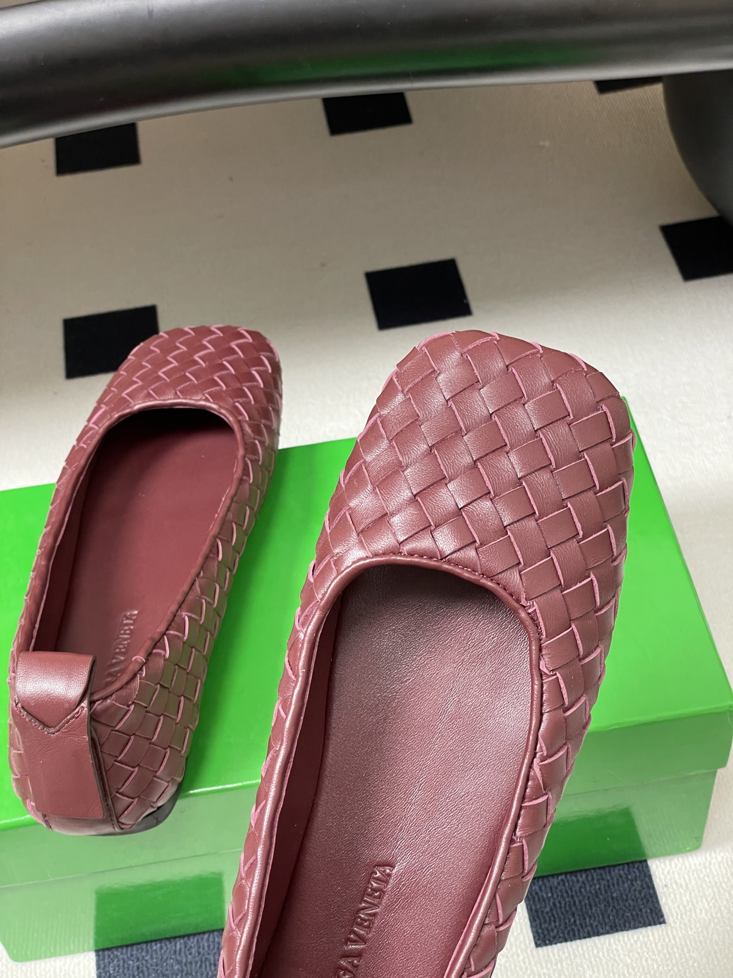 顶级品质BOTTEGA VENETA 葆蝶家 2026夏季新款 BV Charlotte 编织芭蕾舞鞋复