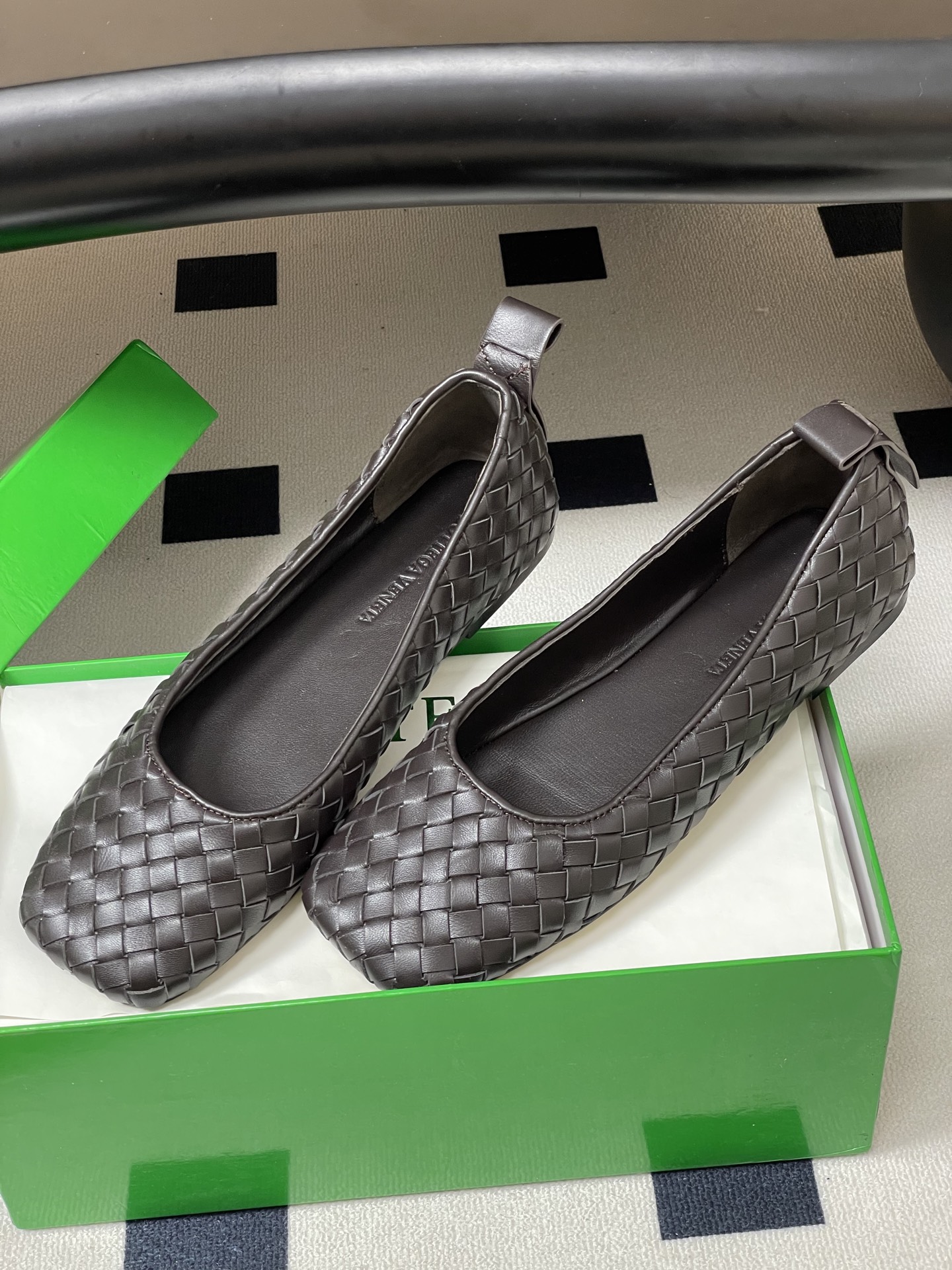 顶级品质BOTTEGA VENETA 葆蝶家 2026夏季新款 BV Charlotte 编织芭蕾舞鞋复
