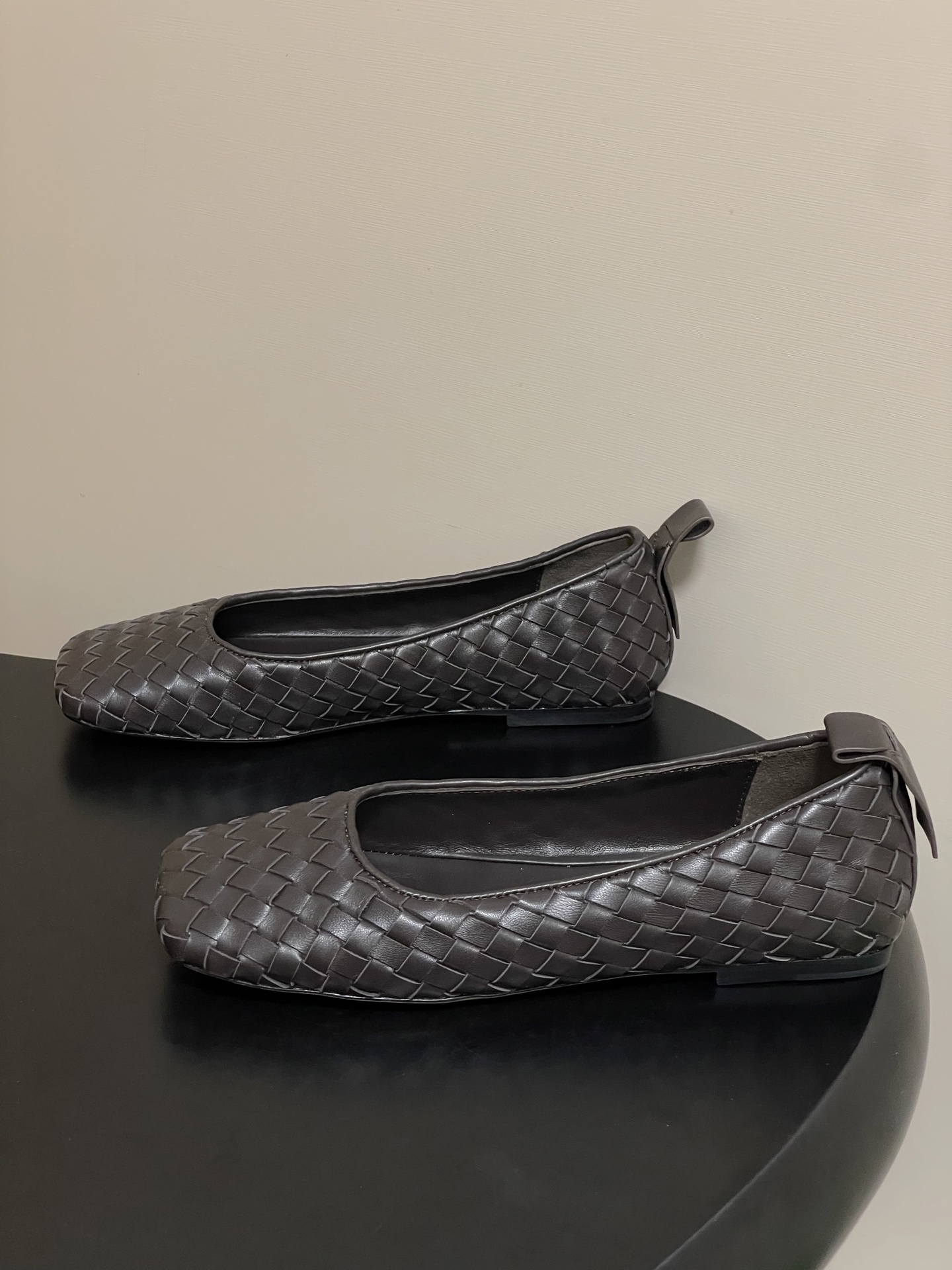 顶级品质BOTTEGA VENETA 葆蝶家 2026夏季新款 BV Charlotte 编织芭蕾舞鞋复
