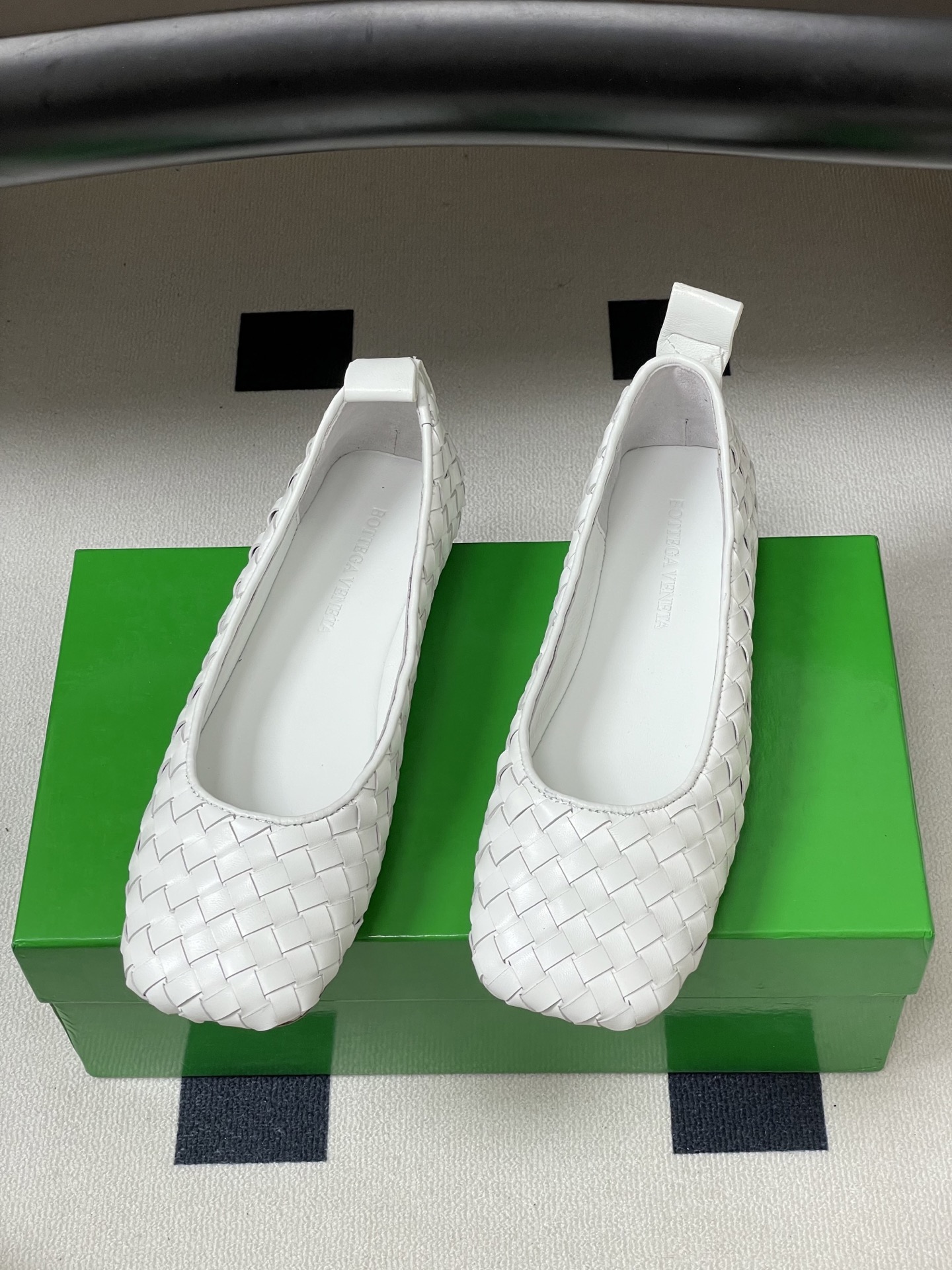 顶级品质BOTTEGA VENETA 葆蝶家 2026夏季新款 BV Charlotte 编织芭蕾舞鞋复