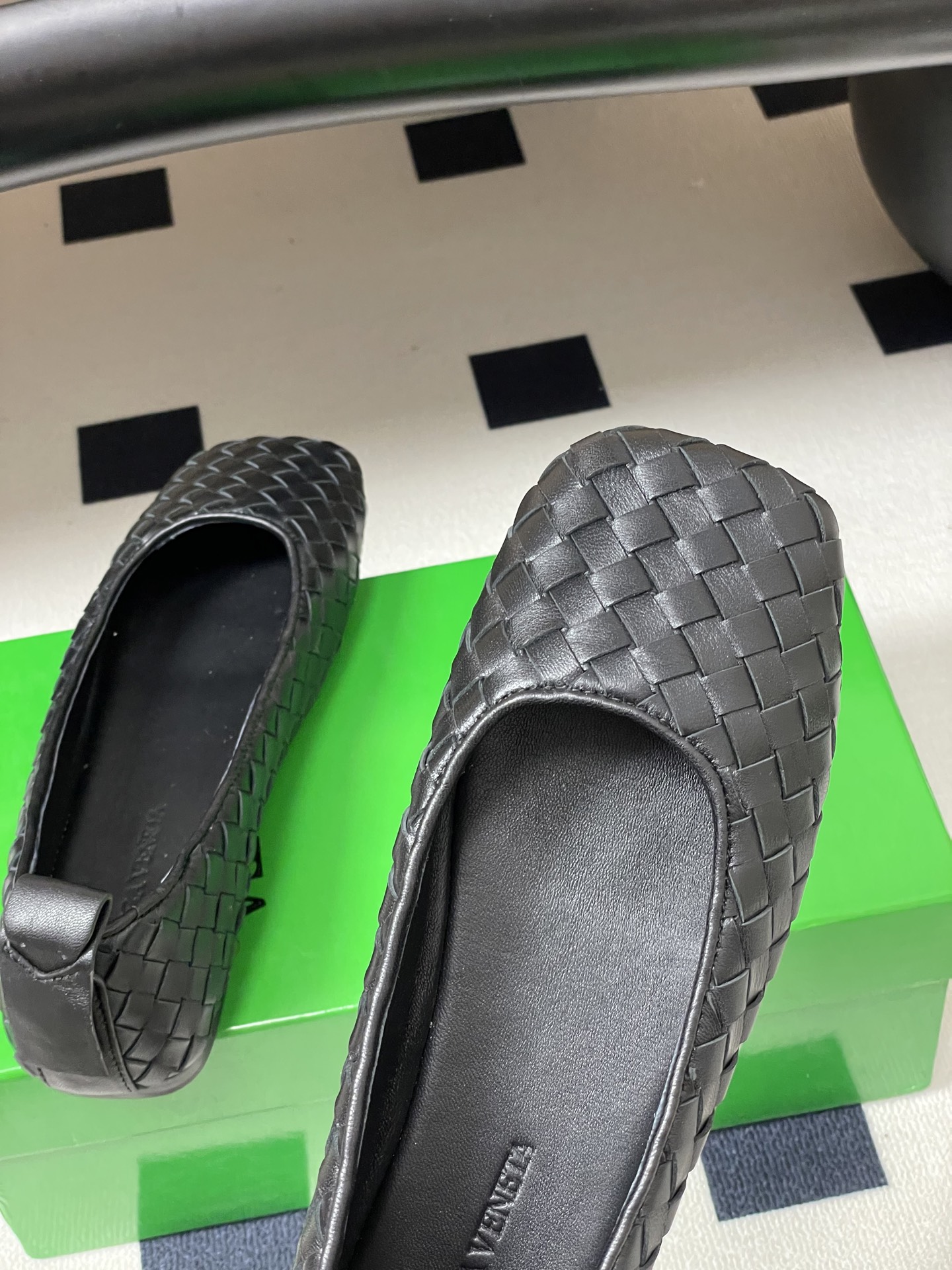 顶级品质BOTTEGA VENETA 葆蝶家 2026夏季新款 BV Charlotte 编织芭蕾舞鞋复