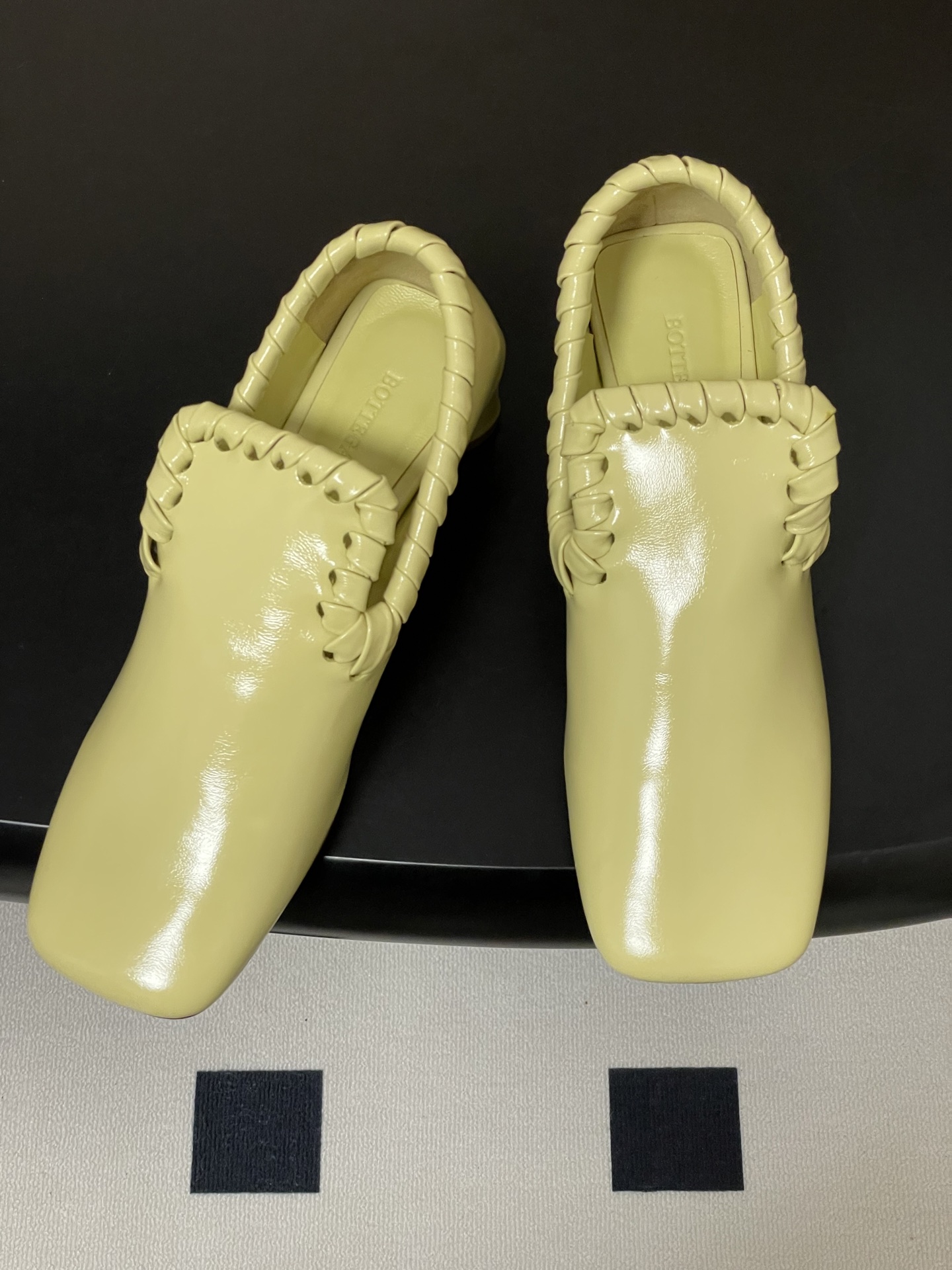 顶级品质BOTTEGA VENETA 葆蝶家 2026夏季新款 BV Sabato 高跟乐福鞋复古老钱风