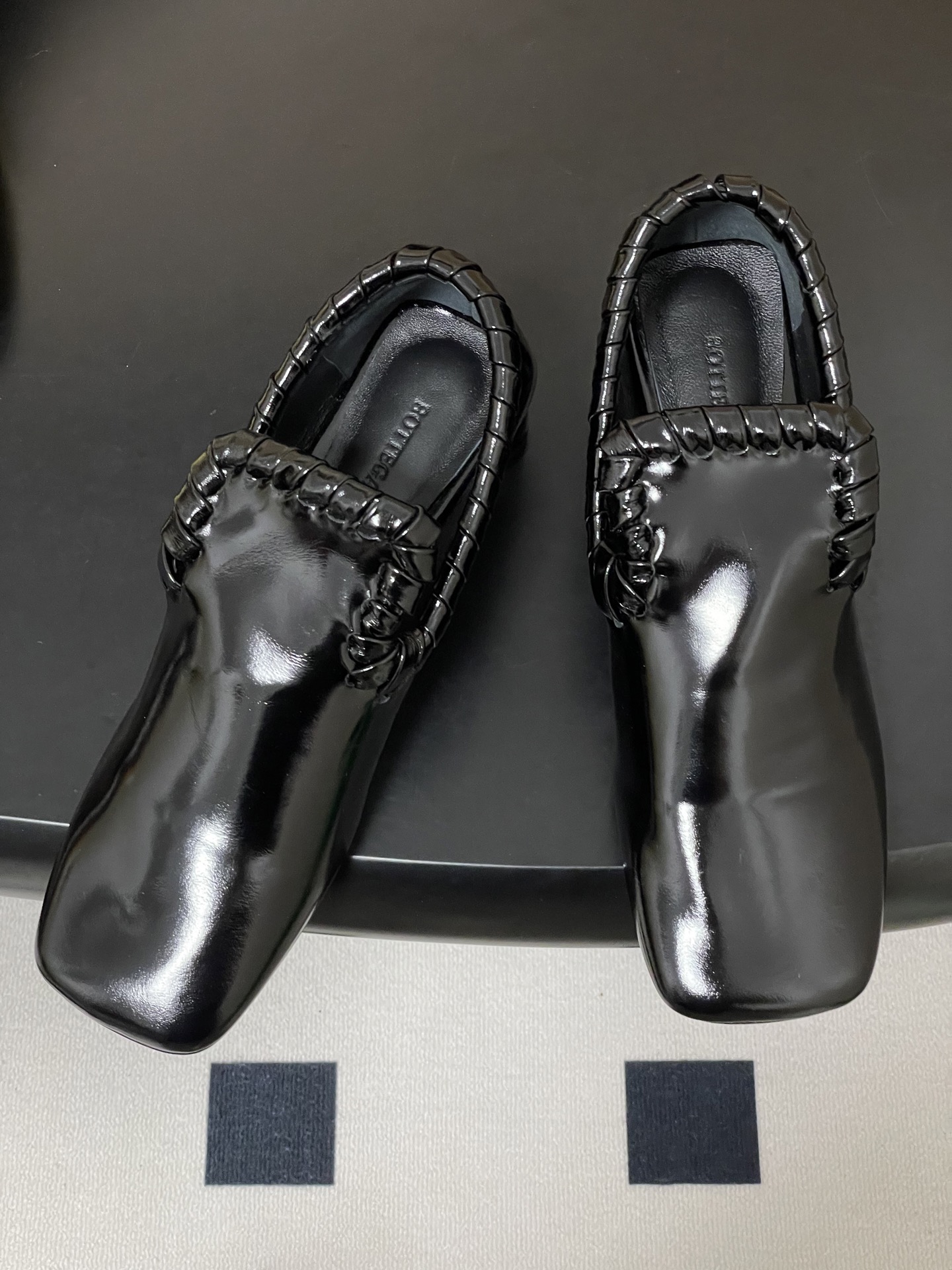 顶级品质BOTTEGA VENETA 葆蝶家 2026夏季新款 BV Sabato 高跟乐福鞋复古老钱风