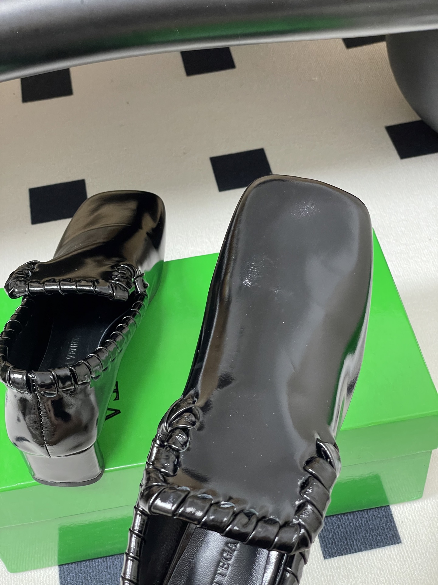 顶级品质BOTTEGA VENETA 葆蝶家 2026夏季新款 BV Sabato 高跟乐福鞋复古老钱风